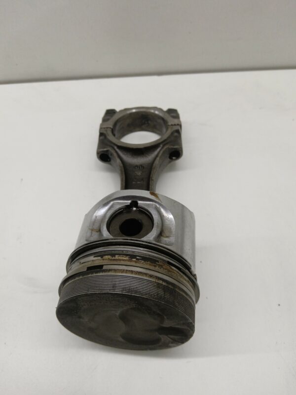 PISTON Y BIELA FIAT CROMA (182) 2.5 Turbodiesel DIESEL Motor 2,5 Ltr.  116 CV  [1986 - 1996] 3 Puertas - Imagen 3
