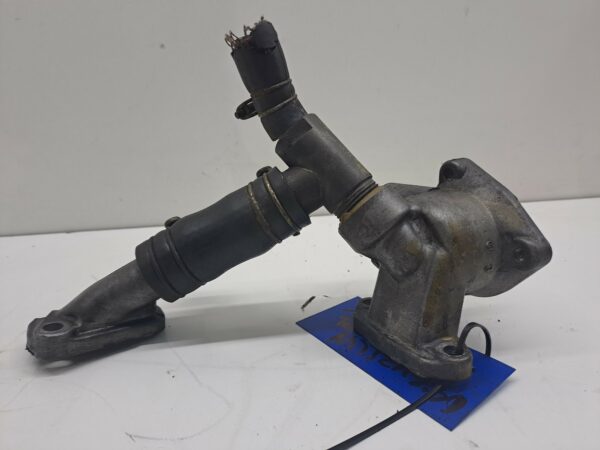 CUERPO DE TERMOSTATO NISSAN PICK-UP (Y720) *  0 0 [1982 - 0] 3 Puertas