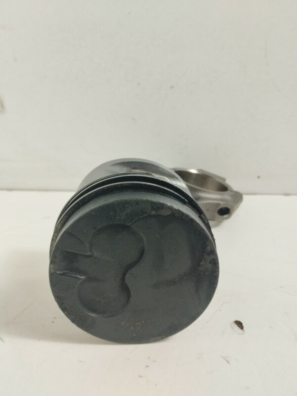 PISTON Y BIELA FORD MONDEO BERLINA (GD) GLX DIESEL Motor 1,8 Ltr.  90 CV  [1996 - 2001] 4 Puertas - Imagen 2