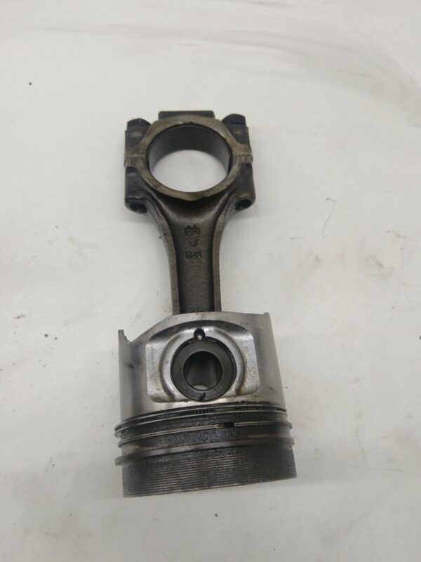 PISTON Y BIELA FIAT CROMA (182) 2.5 Turbodiesel DIESEL Motor 2,5 Ltr.  116 CV  [1986 - 1996] 3 Puertas