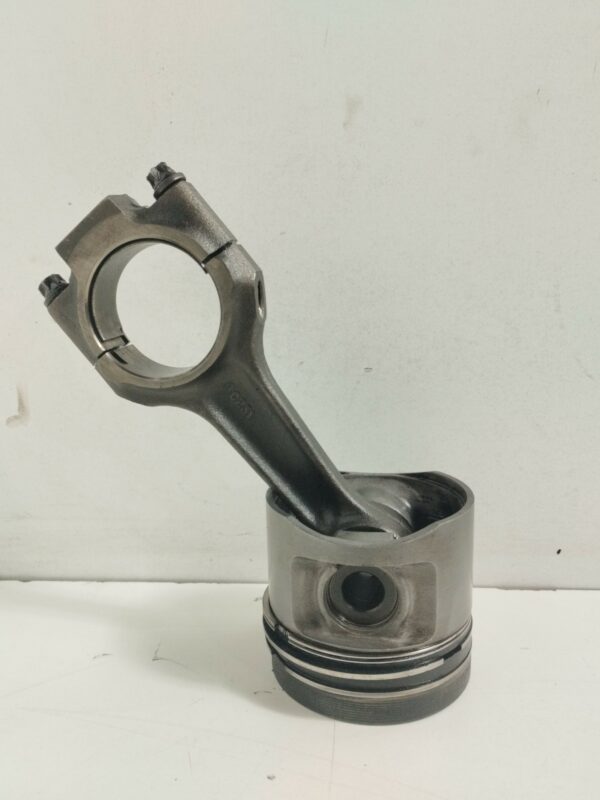 PISTON Y BIELA FORD MONDEO BERLINA (GD) 1.8 Turbodiesel CAT DIESEL Motor 1,8 Ltr.  90 CV  [1996 - 2001] 3 Puertas