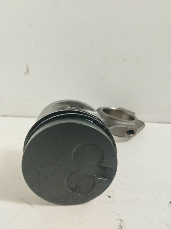 PISTON Y BIELA FORD MONDEO BERLINA (GD) 1.8 Turbodiesel CAT DIESEL Motor 1,8 Ltr.  90 CV  [1996 - 2001] 3 Puertas - Imagen 2