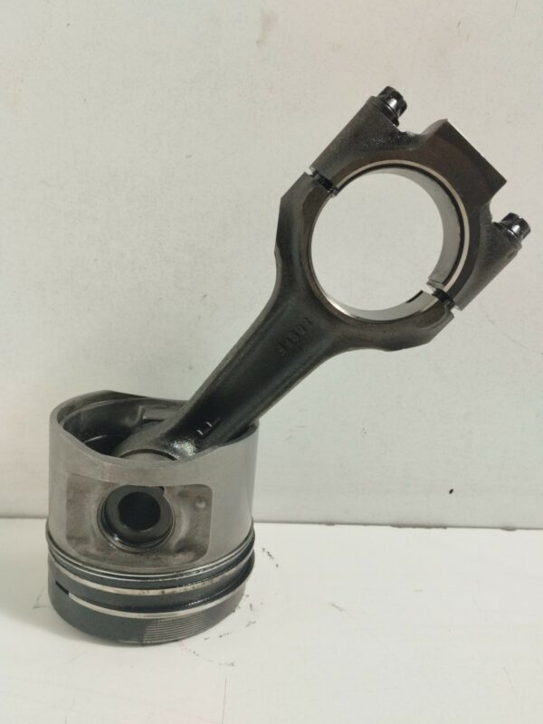PISTON Y BIELA FORD MONDEO BERLINA (GD) 1.8 Turbodiesel CAT DIESEL Motor 1,8 Ltr.  90 CV  [1996 - 2001] 3 Puertas