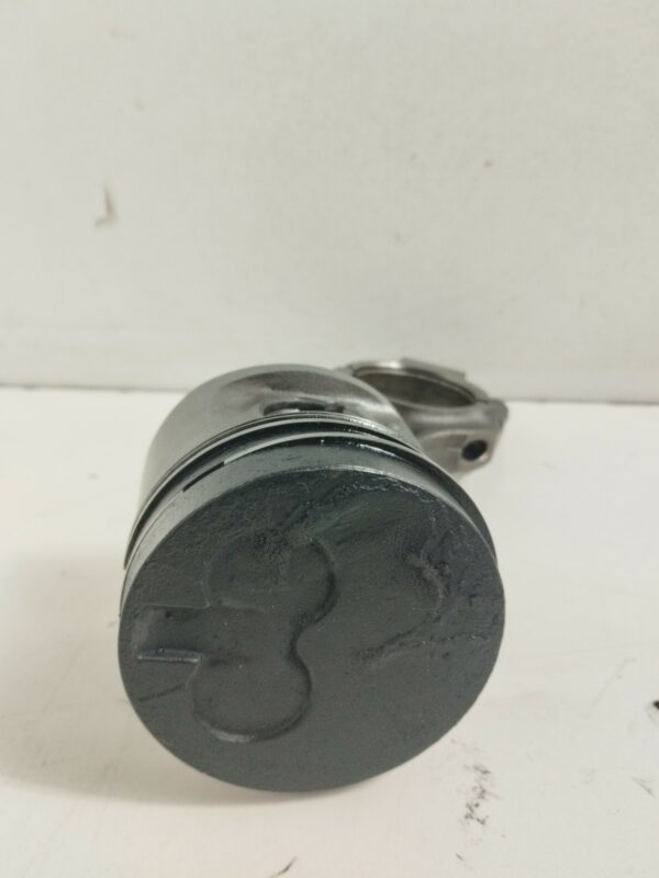 PISTON Y BIELA FORD MONDEO BERLINA (GD) 1.8 Turbodiesel CAT DIESEL Motor 1,8 Ltr.  90 CV  [1996 - 2001] 3 Puertas - Imagen 2