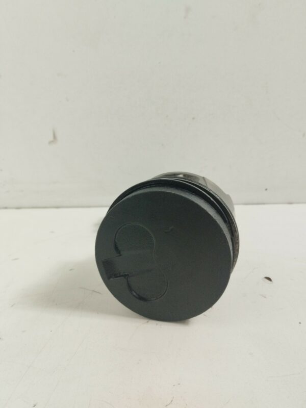 PISTON Y BIELA NISSAN VANETTE (C 220) Vanette  Bus  SLX  Diesel DIESEL Motor 2,0 Ltr.  67 CV  [1983 - 1995] 4 Puertas - Imagen 2