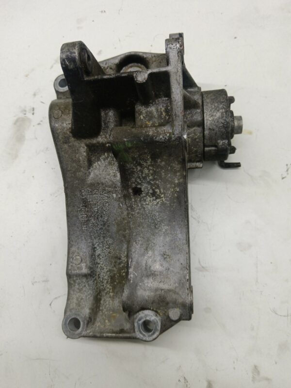 SOPORTE ALTERNADOR VOLKSWAGEN POLO BERLINA (6N1) Air DIESEL Motor 1,9 Ltr.  64 CV  [1994 - 1999] 0 Puertas