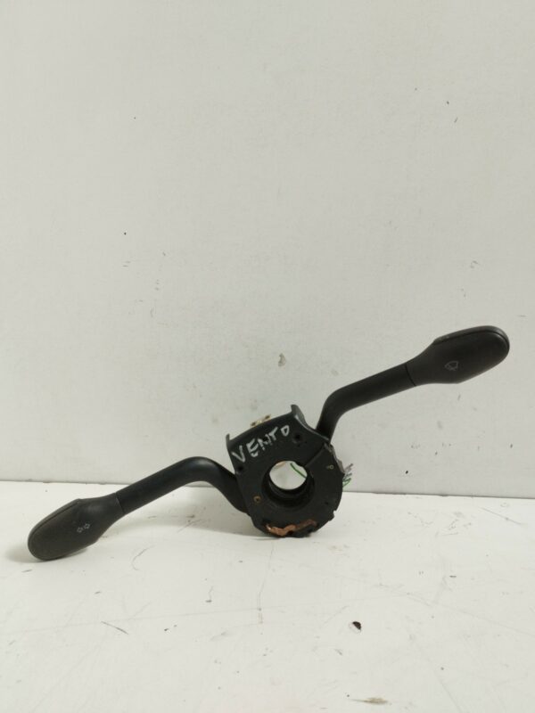 LLAVE SEÑALERO Y LIMPIAPARABRISAS VOLKSWAGEN VENTO (1H2) 1,8 NAFTA Motor 1,8 Ltr.  90 CV  [1991 - 1999] 3 Puertas