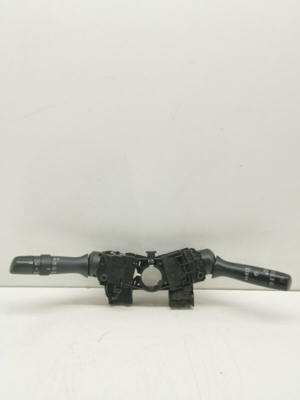 LLAVE SEÑALERO Y LIMPIAPARABRISAS TOYOTA YARIS 1.3 16V CAT NAFTA Motor 1,3 Ltr.  99 CV  [2008 - 2011] 3 Puertas