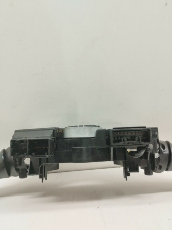 LLAVE SEÑALERO Y LIMPIAPARABRISAS TOYOTA YARIS 1.3 16V CAT NAFTA Motor 1,3 Ltr.  99 CV  [2008 - 2011] 3 Puertas - Imagen 3
