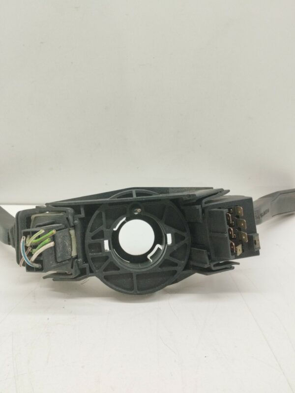 LLAVE SEÑALERO Y LIMPIAPARABRISAS VOLVO SERIE 460 1,8 NAFTA Motor 1,8 Ltr.  90 CV  [1989 - 1997] 3 Puertas - Imagen 3