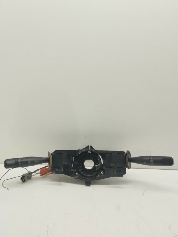 LLAVE SEÑALERO Y LIMPIAPARABRISAS CITROEN BERLINGO 1.9 D Multispace DIESEL Motor 1,9 Ltr.  68 CV  [1996 - 2002] 4 Puertas
