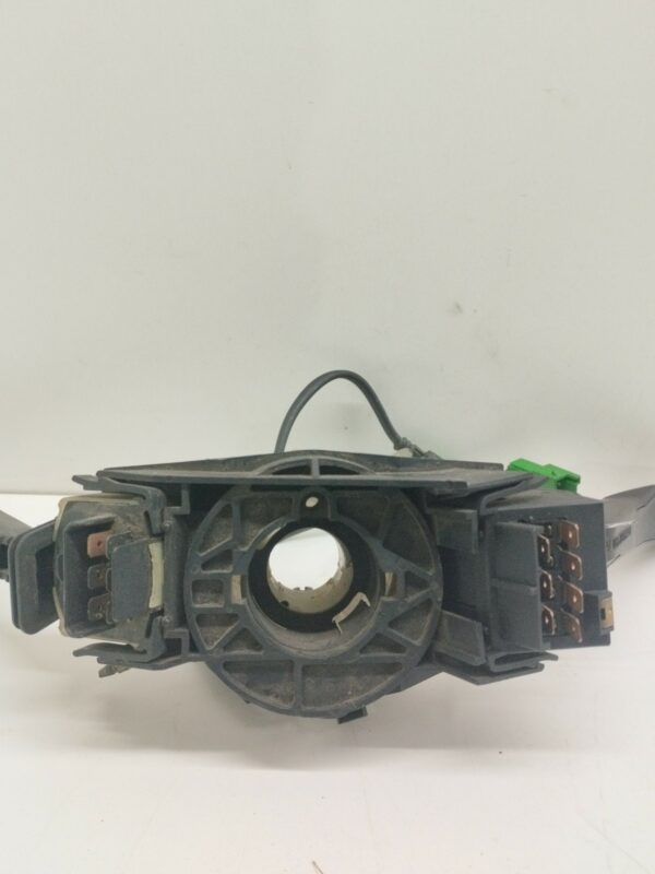 LLAVE SEÑALERO Y LIMPIAPARABRISAS VOLVO SERIE 440 1,8 NAFTA Motor 1,8 Ltr.  90 CV  [1988 - 1997] 3 Puertas - Imagen 3