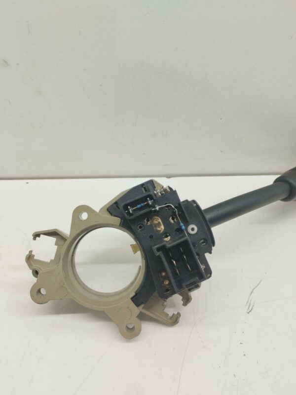 LLAVE LIMPIAPARABRISAS MERCEDES CLASE C (W203) BERLINA 2.2 CDI CAT DIESEL Motor 2,2 Ltr.  102 CV  [2000 - 2007] 3 Puertas - Imagen 2