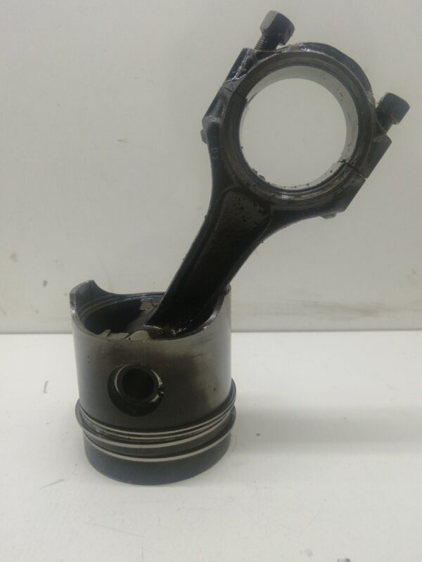 PISTON Y BIELA FORD SIERRA BERLINA 2.3 Diesel DIESEL Motor 2,3 Ltr.  67 CV  [1987 - 0] 3 Puertas