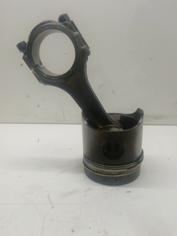 PISTON Y BIELA FORD SIERRA BERLINA 2.3 Diesel DIESEL Motor 2,3 Ltr.  67 CV  [1987 - 0] 3 Puertas