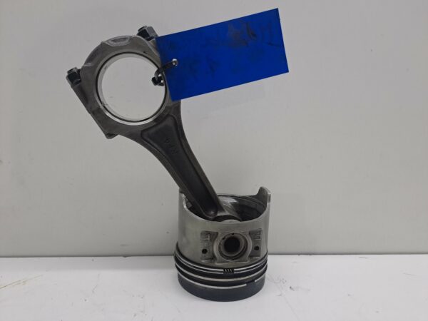PISTON Y BIELA MAZDA 323 BERL. F/S (BJ) 2.0 Turbodiesel DIESEL Motor 2,0 Ltr.  101 CV  [2000 - 2003] 3 Puertas