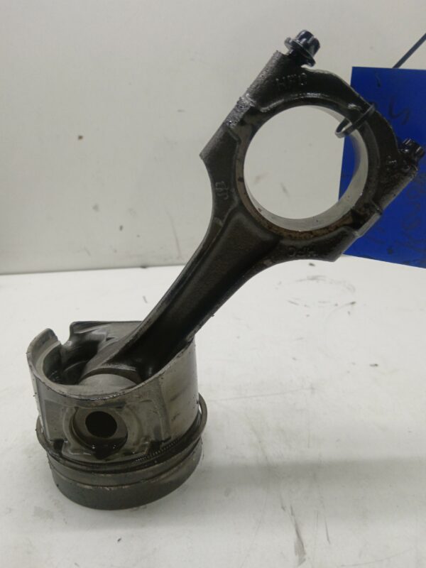 PISTON Y BIELA RENAULT LAGUNA (B56) 2.2 Turbodiesel DIESEL Motor 2,2 Ltr.  113 CV  [1998 - 2001] 3 Puertas
