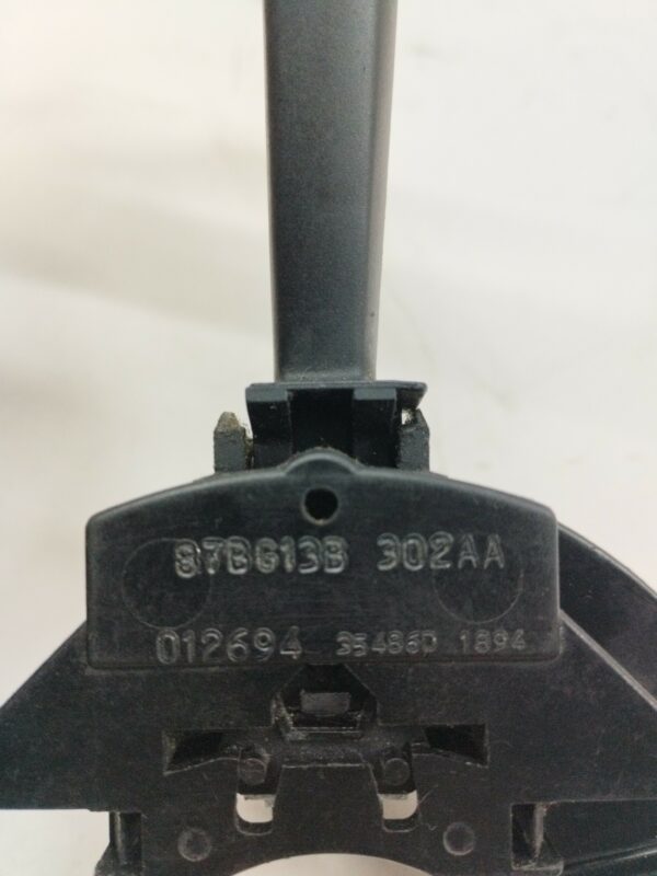 LLAVE DE SEÑALERO FORD SIERRA BERLINA 1.8 CAT NAFTA Motor 1,8 Ltr.  87 CV  [1987 - 0] 3 Puertas - Imagen 3