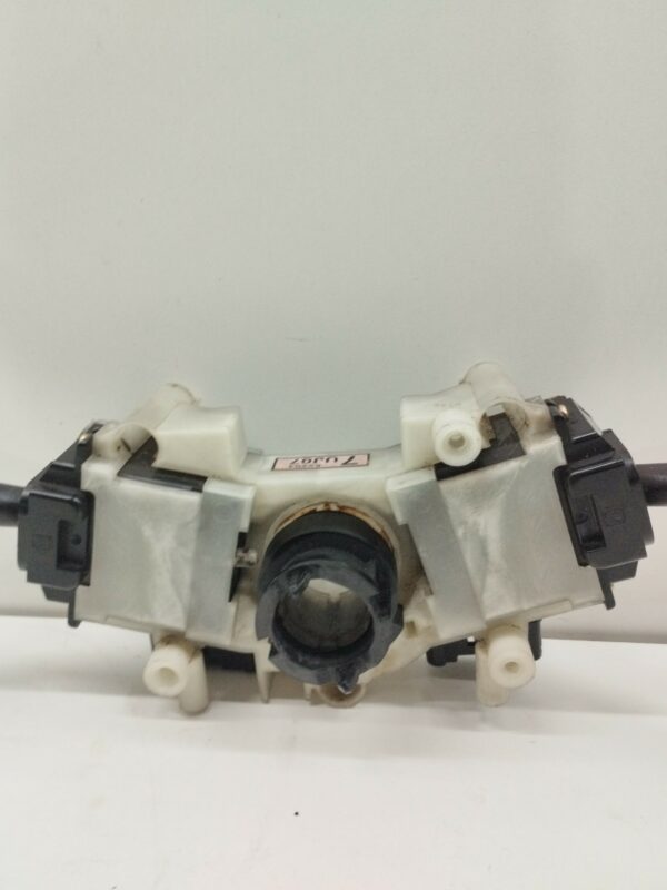 LLAVE MULTIFUNCION FORD RANGER (ER) Cabina doble Royal 4X4 DIESEL Motor 2,5 Ltr.  109 CV  [1999 - 0] 4 Puertas - Imagen 2