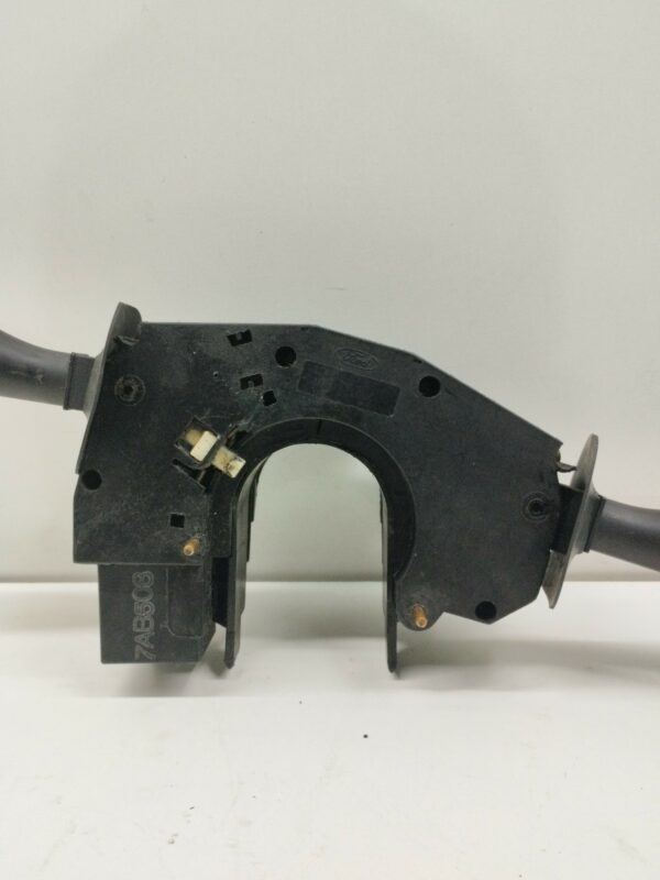 LLAVE MULTIFUNCION FORD KA (CCQ) 1.3 CAT NAFTA Motor 1,3 Ltr.  69 CV  [1996 - 2008] 3 Puertas - Imagen 2