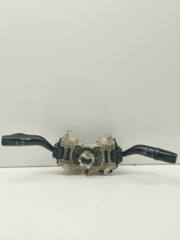 LLAVE SEÑALERO Y LIMPIAPARABRISAS MAZDA 626 BERLINA (GE) 2.0 Comprex Diesel DIESEL Motor 2,0 Ltr.  75 CV  [1991 - 1997] 3 Puertas