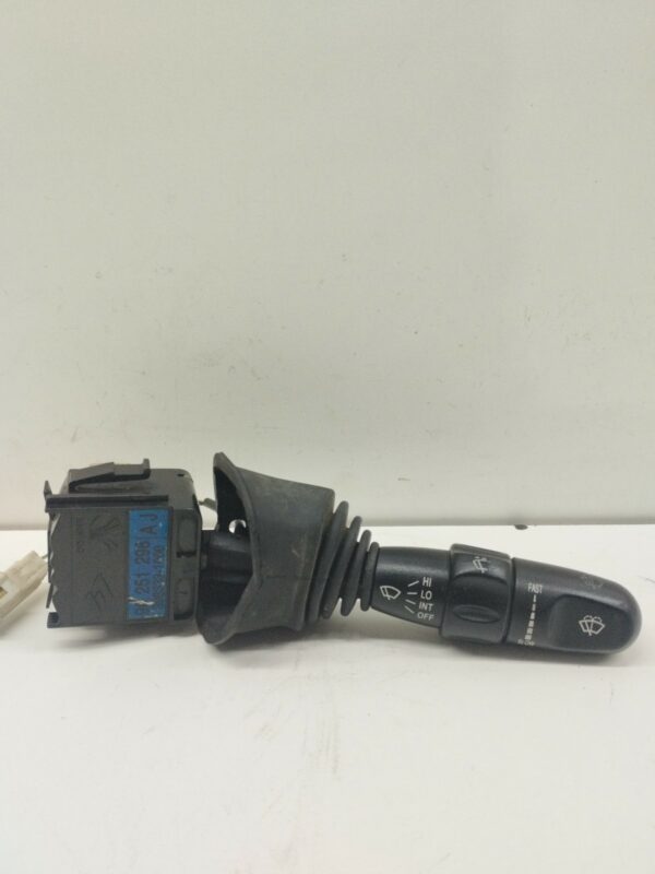 LLAVE LIMPIAPARABRISAS DAEWOO NUBIRA BERLINA 1.6 CAT NAFTA Motor 1,6 Ltr.  103 CV  [1997 - 2004] 3 Puertas