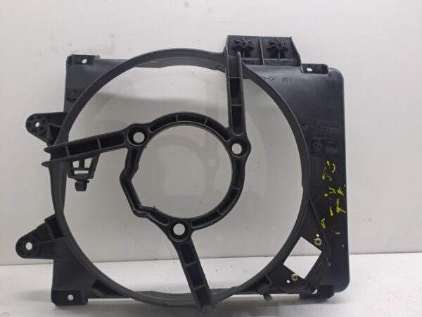 CARCAZA DE ELECTROVENTILADOR FIAT PUNTO BERLINA (176) 1.7 Turbodiesel DIESEL Motor 1,7 Ltr.  69 CV  [1996 - 1999] 3 Puertas - Imagen 2