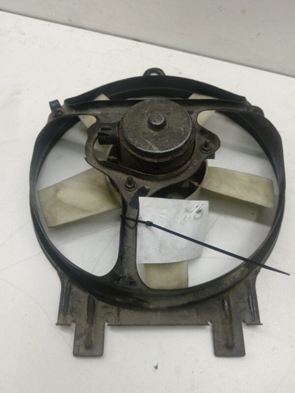 ELECTROVENTILADOR FORD FIESTA BERLINA (DX) Ghia NAFTA Motor 1,3 Ltr.  60 CV  [1999 - 2002] 3 Puertas - Imagen 2