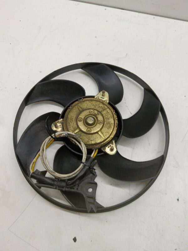 ELECTROVENTILADOR VOLVO SERIE 940 BERLINA/FAMILIAR 2.3 CAT NAFTA Motor 2,3 Ltr.  135 CV  [1980 - 1998] 3 Puertas - Imagen 2