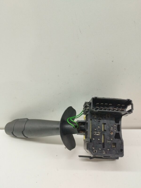 LLAVE LIMPIAPARABRISAS RENAULT LAGUNA II (BG0) 1.9 dCi Diesel DIESEL Motor 1,9 Ltr.  120 CV  [2001 - 2007] 3 Puertas - Imagen 2