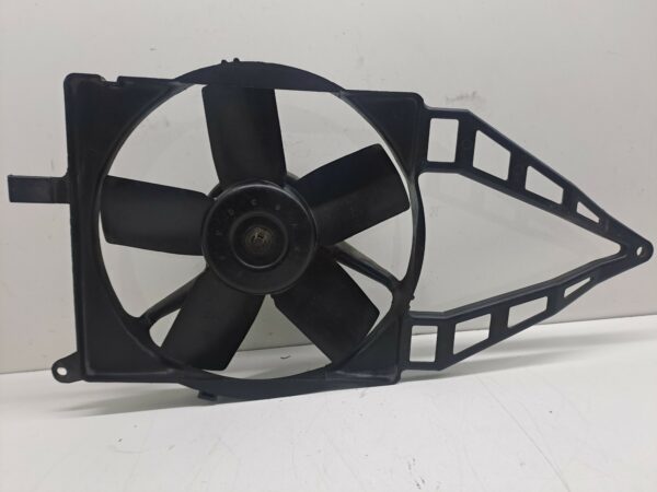 ELECTROVENTILADOR OPEL CORSA B 1.4 CAT (2H6) NAFTA 95 Motor 1,4 Ltr.  60 CV  [1993 - 1997] 3 Puertas