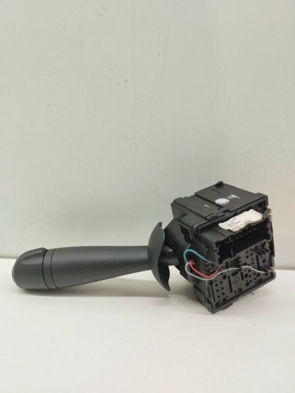 LLAVE LIMPIAPARABRISAS RENAULT CLIO IV 1.2 TCE NAFTA 95 Motor 1,2 Ltr.  120 CV  [2012 - 0] 3 Puertas - Imagen 2