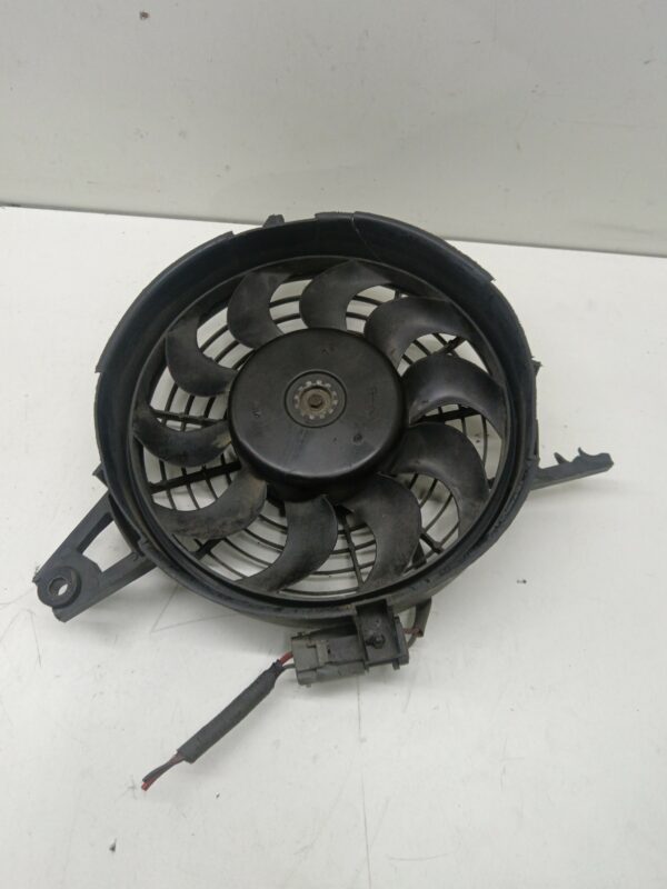 ELECTROVENTILADOR HYUNDAI H 100 Furgoneta caj.cerr.acristalada, 6 -  plazas  Motor 2,5 Ltr.  75 CV  [1994 - 1999] 0 Puertas - Imagen 3