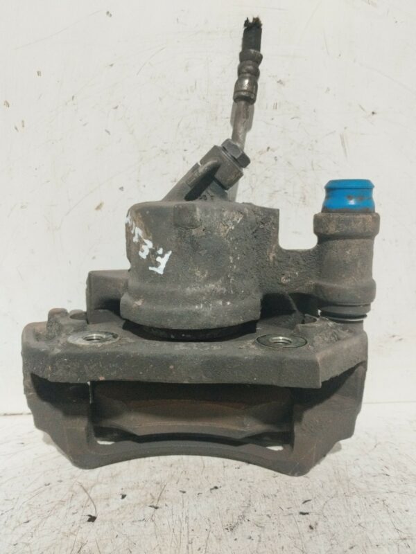 MORDAZA DE FRENO DELANTERA DERECHA FORD ESCORT BERL./TURNIER 1.6 16V CAT NAFTA Motor 1,6 Ltr.  90 CV  [1995 - 2000] 3 Puertas - Imagen 2