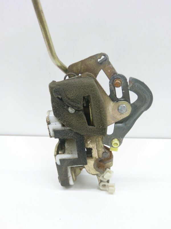 CERRADURA PUERTA TRASERA DERECHA SSANGYONG MUSSO 2.9 Turbodiesel CAT DIESEL Motor 2,9 Ltr.  120 CV  [2000 - 2006] 3 Puertas - Imagen 3