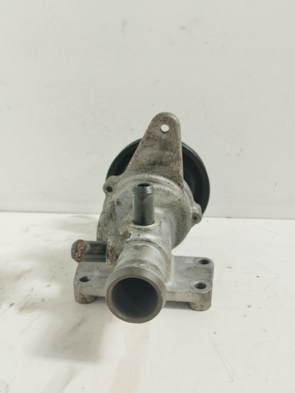 BOMBA AGUA CHEVROLET SPARK GT 1.0 CAT NAFTA Motor 1,0 Ltr.  68 CV  [2009 - 2016] 3 Puertas - Imagen 3