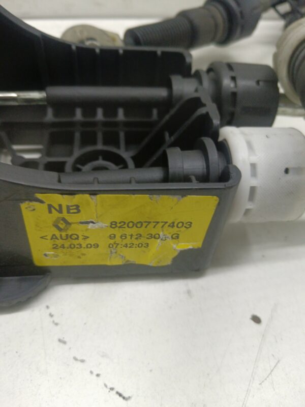PALANCA CAMBIO RENAULT MEGANE III BERLINA 5 P Dynamique DIESEL Motor 1,5 Ltr.  106 CV  [2008 - 2016] 5 Puertas - Imagen 2
