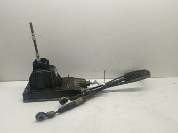 PALANCA CAMBIO RENAULT LAGUNA (B56) 1.9 dCi Diesel CAT DIESEL Motor 1,9 Ltr.  107 CV  [1998 - 2001] 3 Puertas