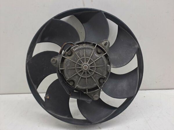 ELECTROVENTILADOR FORD SIERRA BERLINA 1.8 CAT NAFTA Motor 1,8 Ltr.  87 CV  [1987 - 0] 3 Puertas - Imagen 2