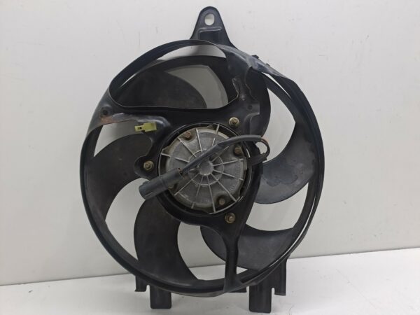 ELECTROVENTILADOR FORD FIESTA BERLINA Ghia NAFTA Motor 1,3 Ltr.  60 CV  [1995 - 1999] 5 Puertas - Imagen 2