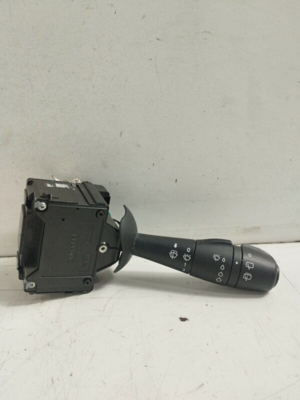 LLAVE LIMPIAPARABRISAS RENAULT CLIO IV 1.2 TCE NAFTA 95 Motor 1,2 Ltr.  120 CV  [2012 - 0] 3 Puertas