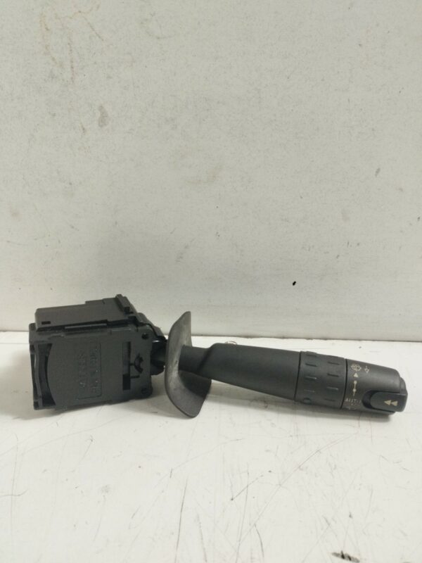 LLAVE LIMPIAPARABRISAS PEUGEOT 607 (S1) 2.2 HDi FAP CAT DIESEL Motor 2,2 Ltr.  133 CV  [2000 - 2004] 3 Puertas