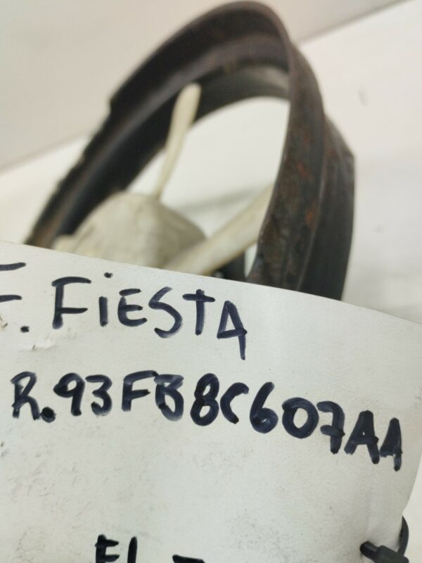 ELECTROVENTILADOR FORD FIESTA BERLINA (DX) Ghia NAFTA Motor 1,3 Ltr.  60 CV  [1999 - 2002] 3 Puertas - Imagen 3