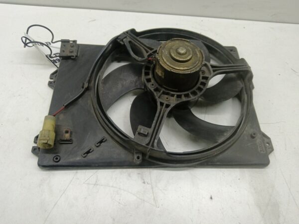 ELECTROVENTILADOR MG ROVER SERIE 400 (XW) 1.4 16V NAFTA Motor 1,4 Ltr.  90 CV  [1990 - 0] 3 Puertas - Imagen 2