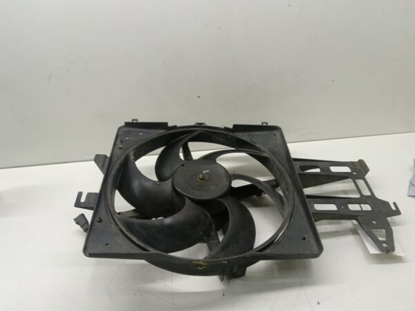 ELECTROVENTILADOR FORD ESCORT BERL./TURN./CAB./EXPRESS Básico Berlina NAFTA Motor 1,1 Ltr.  54 CV  [1980 - 0] 5 Puertas - Imagen 2