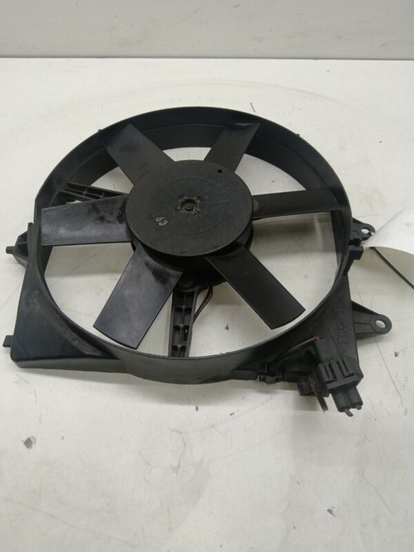 ELECTROVENTILADOR MG ROVER SERIE 400 (XW) 1.4 16V NAFTA Motor 1,4 Ltr.  90 CV  [1990 - 0] 3 Puertas - Imagen 3