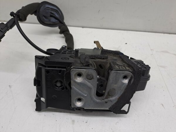 CERRADURA PUERTA TRASERA DERECHA RENAULT CAPTUR Dynamique DIESEL Motor 1,5 Ltr.  90 CV  [2013 - 0] 5 Puertas - Imagen 2