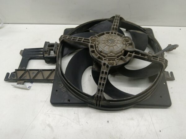 ELECTROVENTILADOR FORD ESCORT BERL./TURNIER Atlanta Ghia Berlina DIESEL Motor 1,8 Ltr.  69 CV  [1995 - 2000] 5 Puertas - Imagen 3