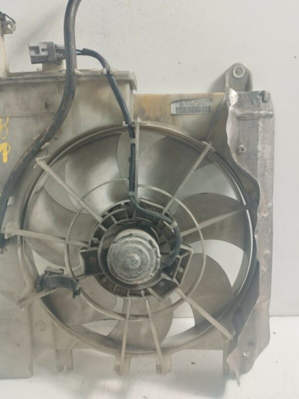 ELECTROVENTILADOR PEUGEOT 107 1.0 CAT (384F) NAFTA 95 Motor 1,0 Ltr.  68 CV  [2005 - 2014] 3 Puertas - Imagen 2