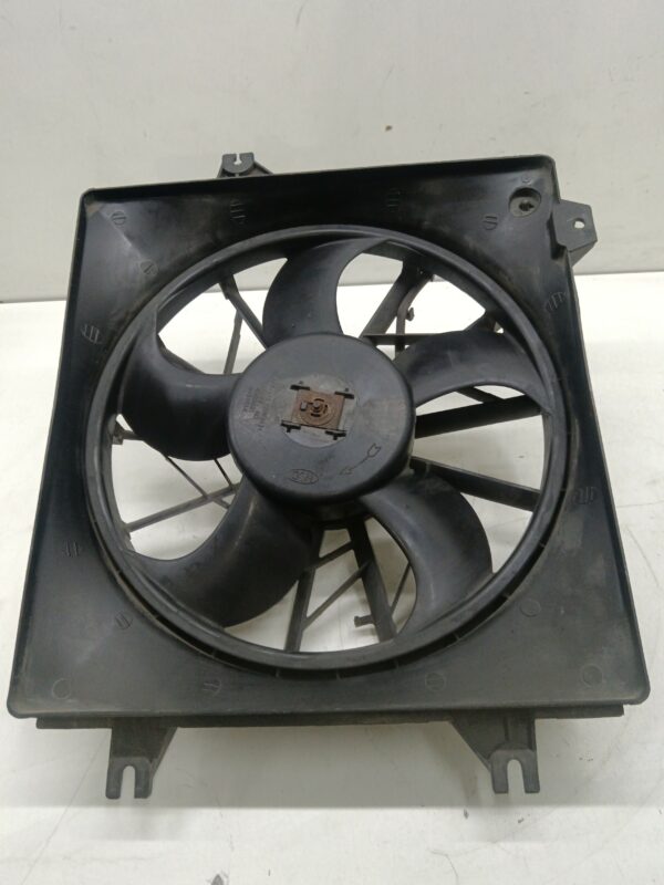 ELECTROVENTILADOR HYUNDAI ELANTRA (XD) 1.6 Comfort (4-ptas.) NAFTA Motor 1,6 Ltr.  105 CV  [2000 - 2008] 4 Puertas - Imagen 3